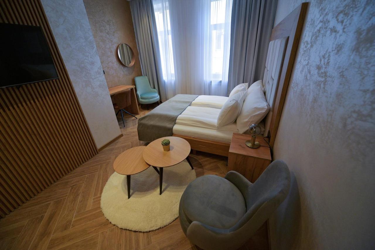 Corso Rooms City Centre Нови Сад Стая снимка