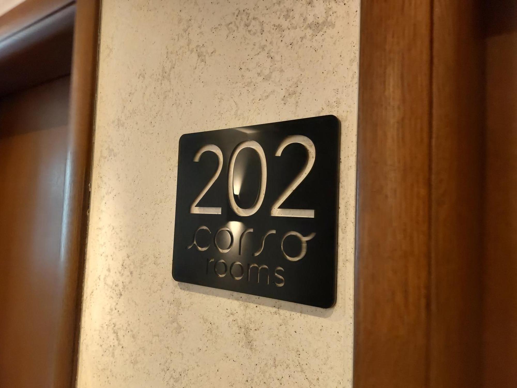 Corso Rooms City Centre Нови Сад Стая снимка